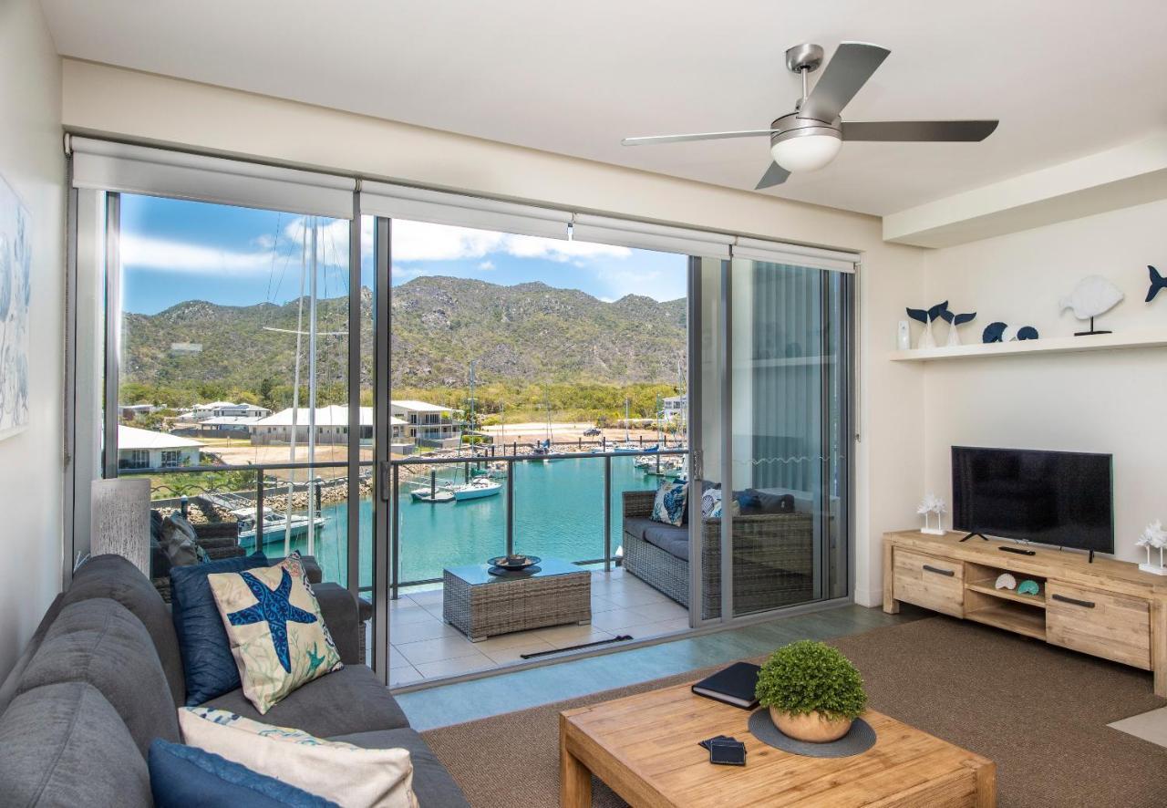 Absolute Waterfront Magnetic Island Apartment