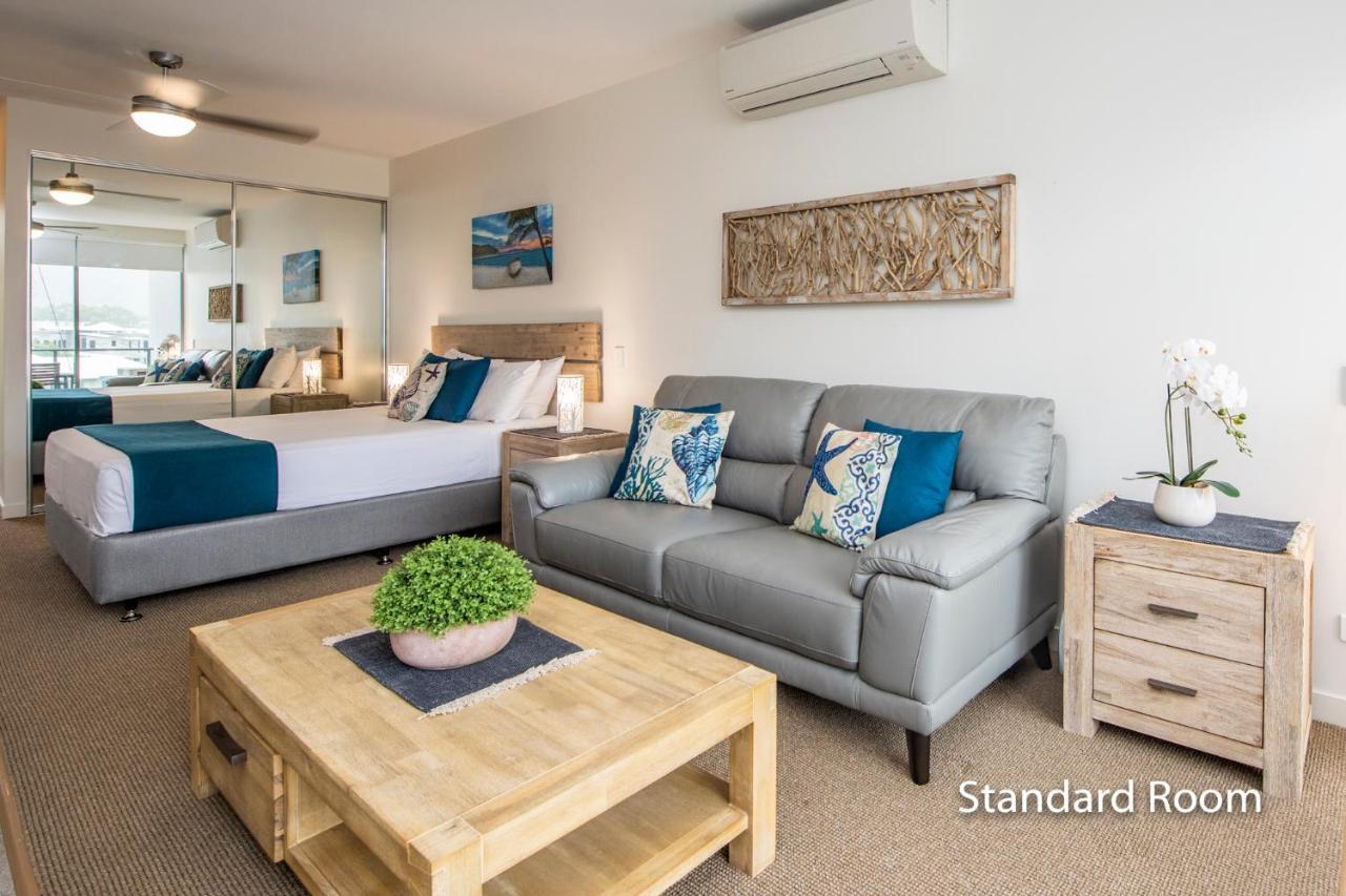 Absolute Waterfront Magnetic Island *